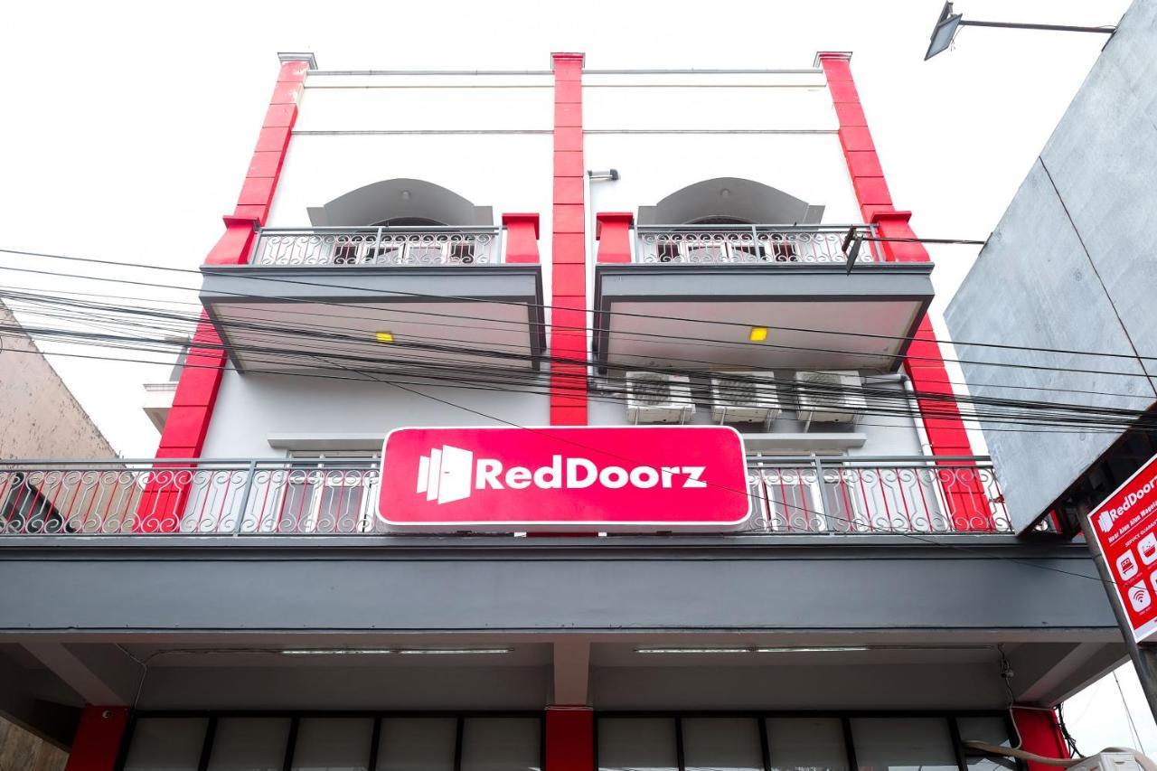 Reddoorz Near Alun Alun 2 2*